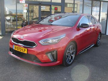 Kia ProCeed