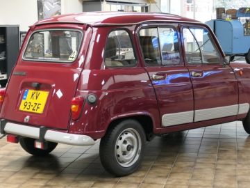 Renault 4