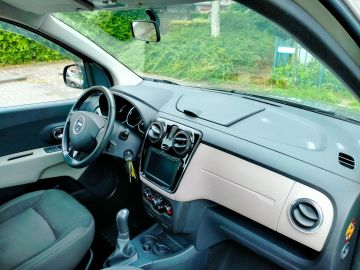 Dacia Lodgy